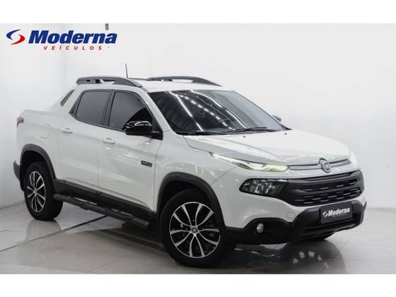 FIAT TORO 2.0 16V TURBO DIESEL ULTRA 4WD AT9
